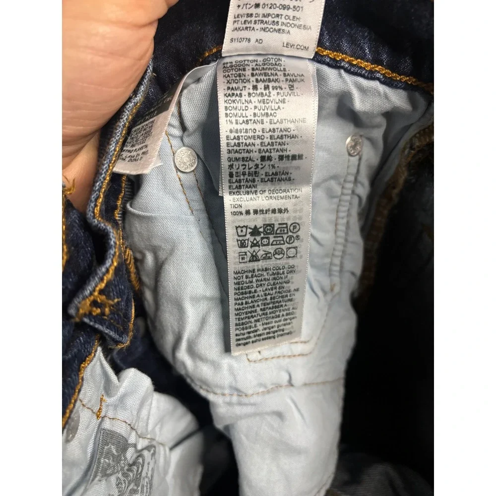 Levis 501 High Rise Straight Leg Jeans 26 Raw Hem Classic Denim Y2K